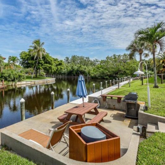 Sanibel Arms Condominiums